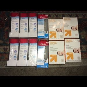 Baby bottles and bottle liners